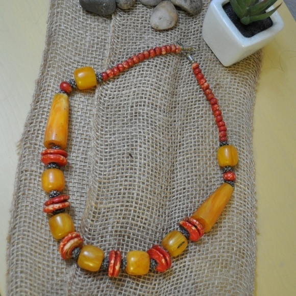 Rock necklace - Picture 3 of 3